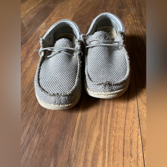 HeyDudes - Picture 4 of 4